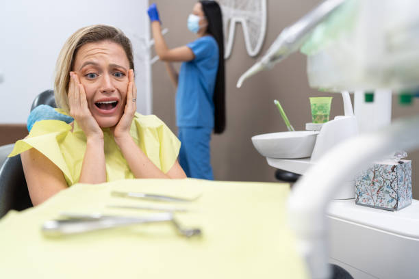 Best Emergency Denture Repair in Maplewood, WA